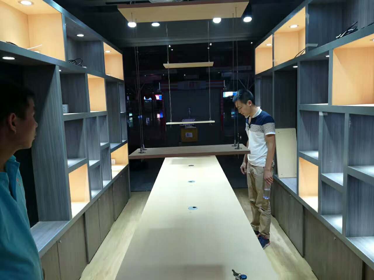 未來盒子——高鐵站展廳設(shè)計(jì)裝修 未來盒子——高鐵站展廳設(shè)計(jì)裝修