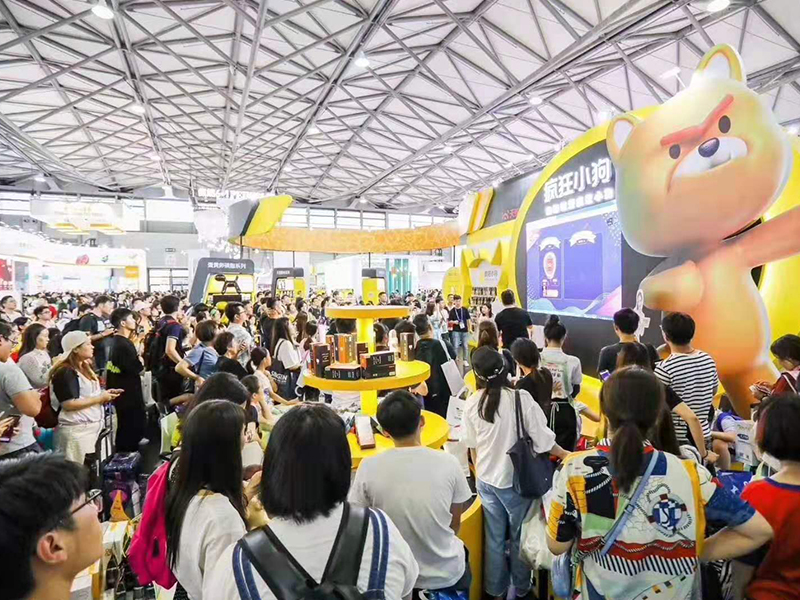 瘋狂小狗——寵物展設(shè)計(jì)搭建 瘋狂小狗——寵物展設(shè)計(jì)搭建