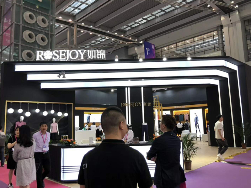 如錦—內(nèi)衣展攤位裝修 如錦—內(nèi)衣展攤位裝修